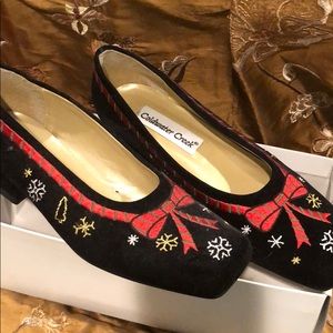 Cold water Creek Christmas flats